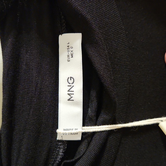 BNWT Mango Mockneck/swan Neck Top - Picture 7 of 7